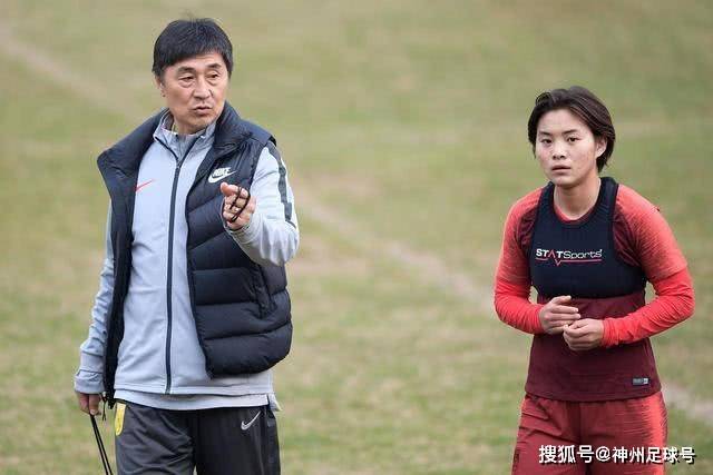 中国三人女篮不敌德国 陈明伶6分5板张芷婷5分