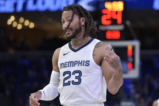 方硕21+8曾凡博20分 北京大胜四川开季三连胜