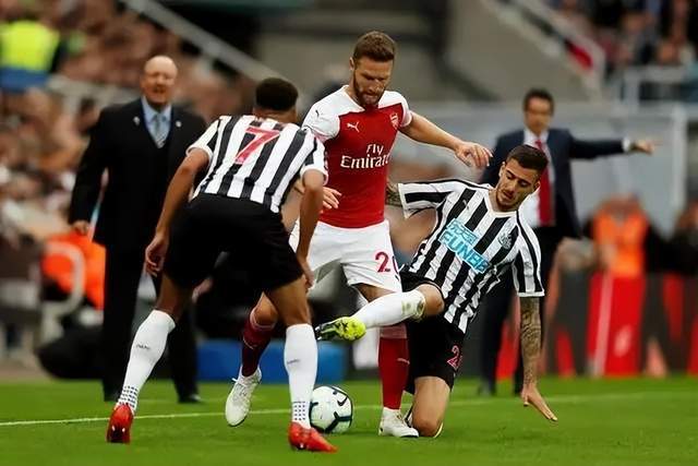 英超-库库亚利亚马杜埃凯破门 切尔西3-1狼队